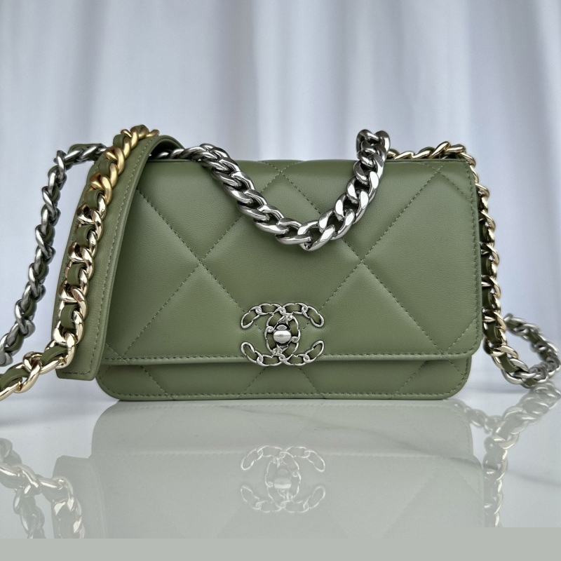 Ch*el 19 bags